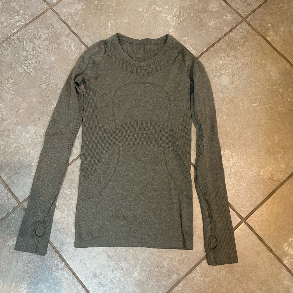 Lululemon Athletica Green Fitted Swiftly